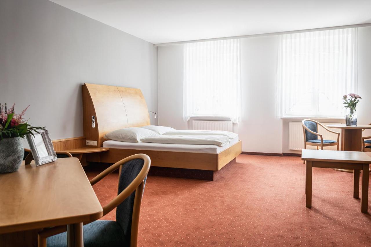 Landhotel ชเตเกอร์สบาค ภายนอก รูปภาพ